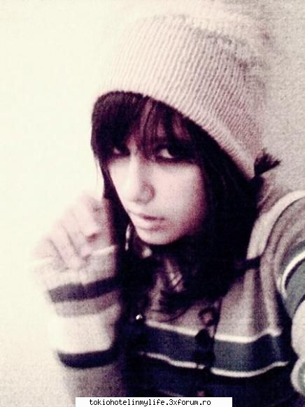 :) iooo |ashley|
